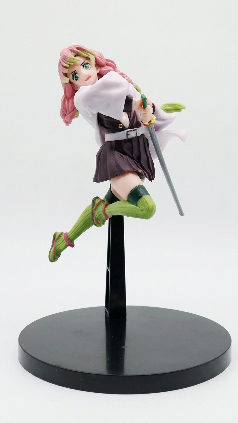 Demon Slayer: Mitsuri Kanroji "Love Breathing – Mid-Air Strike" Action Figure (19cm)
