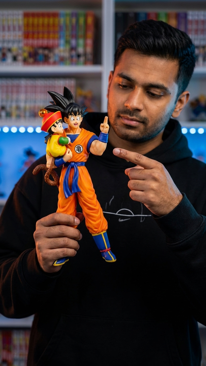 Dragon Ball Z: Son Goku Holding Baby Gohan Nostalgic Family Statue