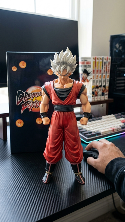 Dragon Ball Super: Son Goku (Silver/White Hair Variant - Jump Shonen Color Scheme) 29cm Collectible Figure