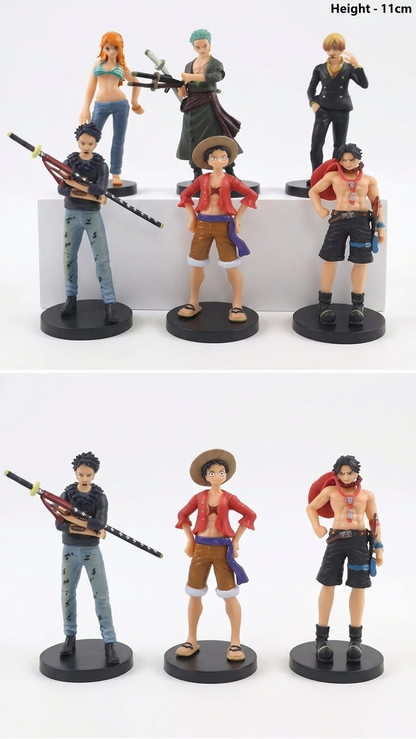 One Piece: Grandline Pirates Miniature Action Figure – Individual 11cm Collectible