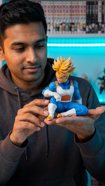 Dragon Ball Z Vegeta "Prince of Saiyans" Sitting Collectible Figure