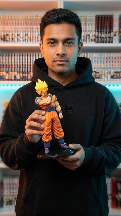 Dragon Ball Z: Super Saiyan Goku "Furious Awakening" Action Figure (21cm)