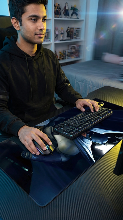 DC Comics Batman: "The Dark Knight – Gotham Skyline" Premium Gaming Desk Mat & Mouse Pad (80x30cm)