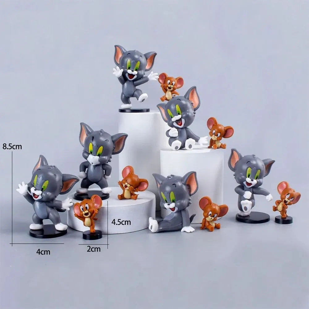 Tom and Jerry: "Classic Cat & Mouse Chase" Premium Mini Figure Collector's Set (12-Piece Set)