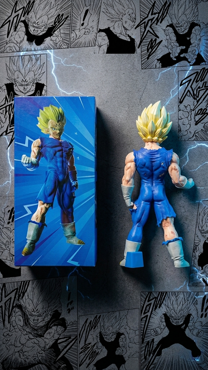 Dragon Ball Z: Majin Vegeta "Clenched Fist" Battle Damaged Figure (20cm)